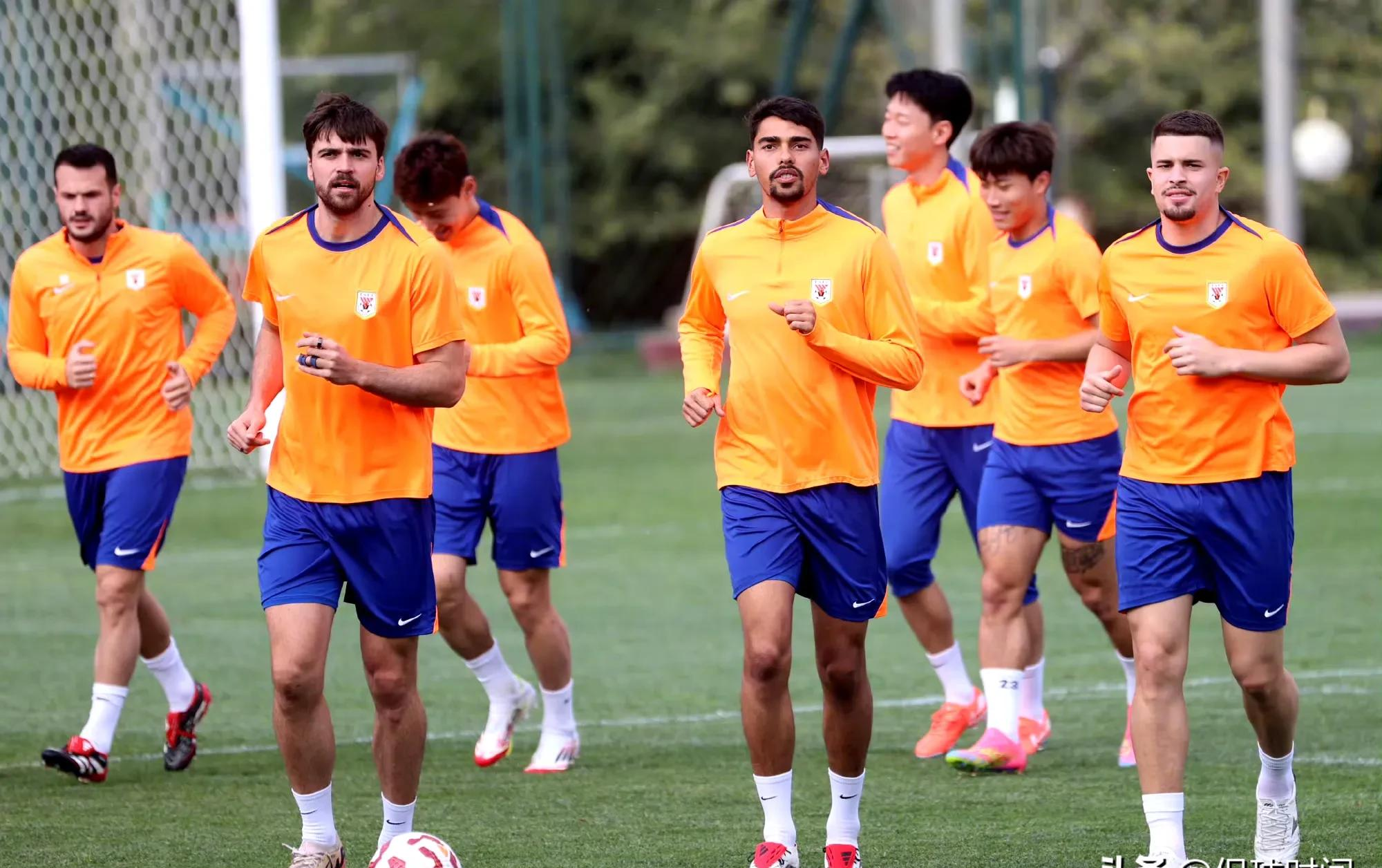 LOL官网-北京国安球员说他抗下了所有